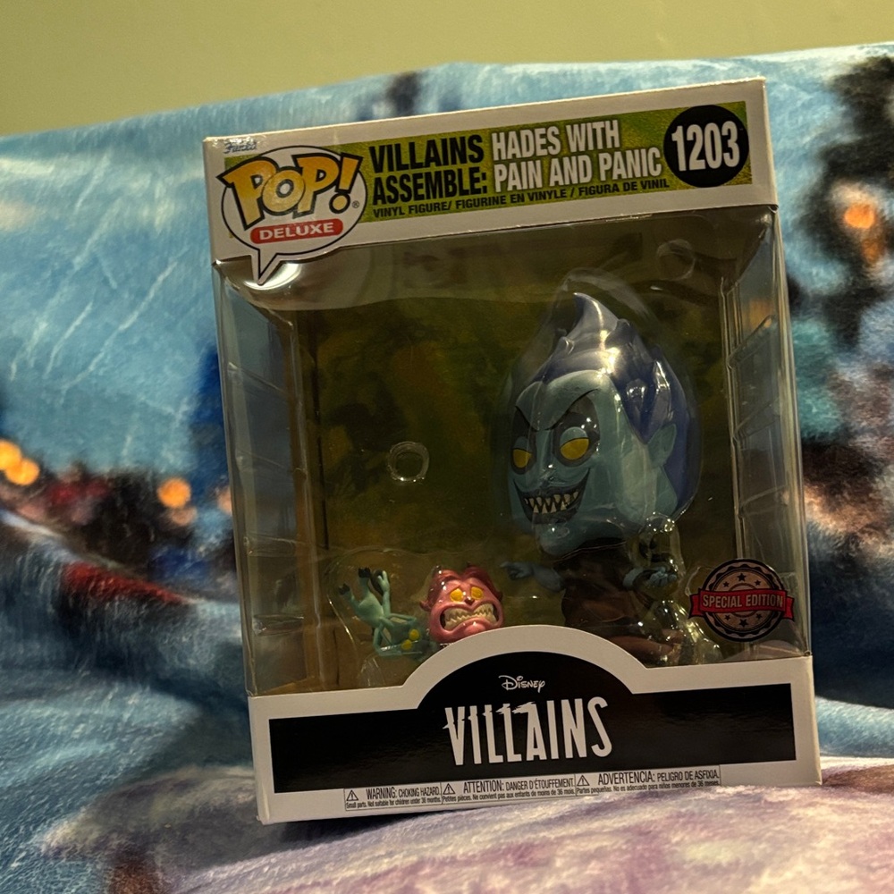 Funko POP! Deluxe Villians Assemble Hades with Pain & Panic NIB